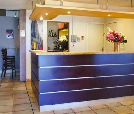 Adonis Budget מלון 3*